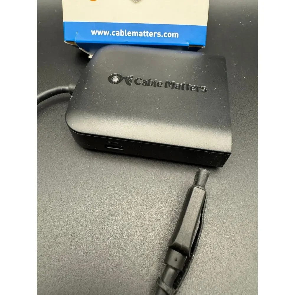 Cable Matters USB C Multiport Adapter USB C Hub w/DisplayPort 8K Model: 201046_V